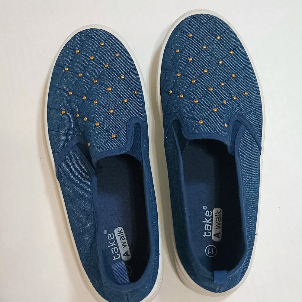 Taken A Walk Women's Blue Studded Slip-On Flat Size 11